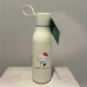 Starbucks Hello Kitty Cream Water Bottle nwt